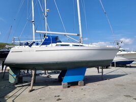 BOAT OUT WATER 3.jpg